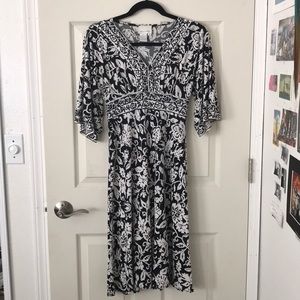 Classy Black and White Floral Dress